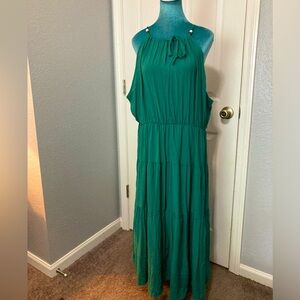 Nwt Bloomchic Kelly Green tiered maxi dress size 22–24